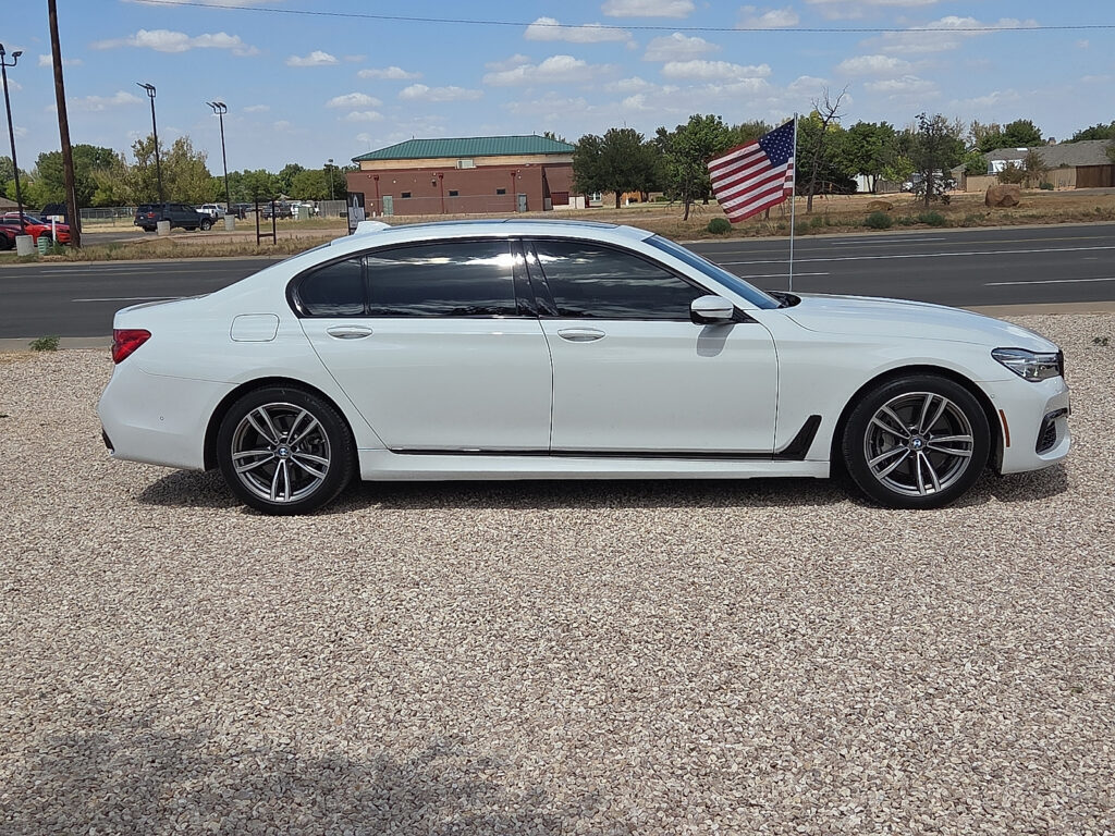 bmw 7 series 2017 WBA7E2C51HG739185 image bmw 7 series 2017 WBA7E2C51HG739185 image